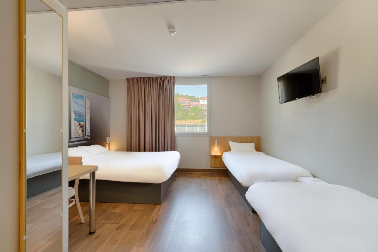 Hotel Marseille Aeroport 2*